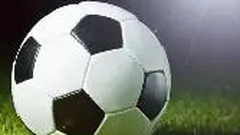 国际媒体公布：知名导演罗杰·米歇尔离世，曾操刀《诺丁山》制作