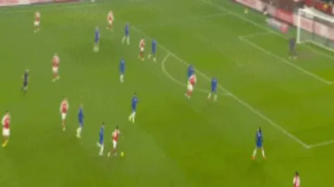 库尔：展望未来，将投进4000记三分，自信展现顶级风采